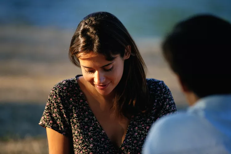 9 نکته ای که باید هنگام صحبت با فرد مبتلا به اختلال اضطراب اجتماعی بدانید.