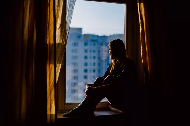 چگونه ترس از جمعیت (جمعیت‌هراسی) را مدیریت کنیم