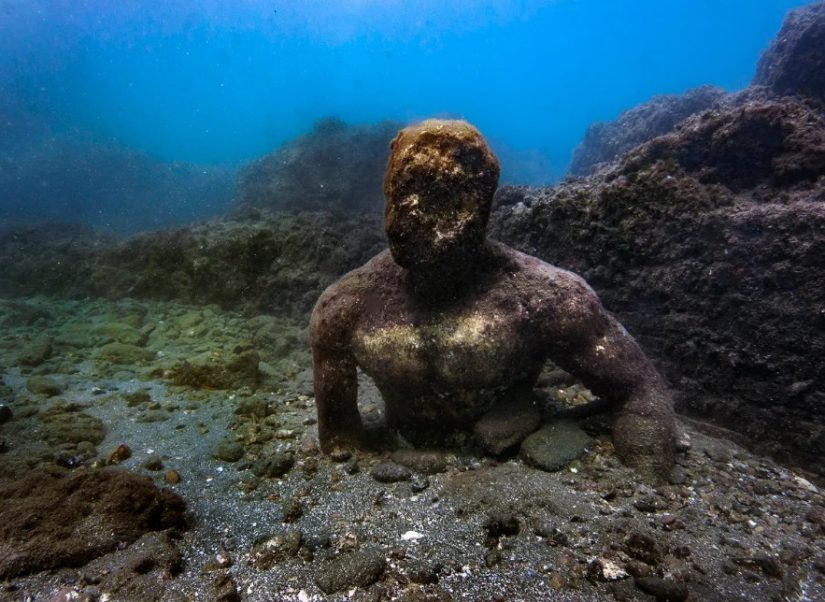 اقیانوس‌هراسی (ترس از دریا و اقیانوس): علائم و راه های مقابله با آن