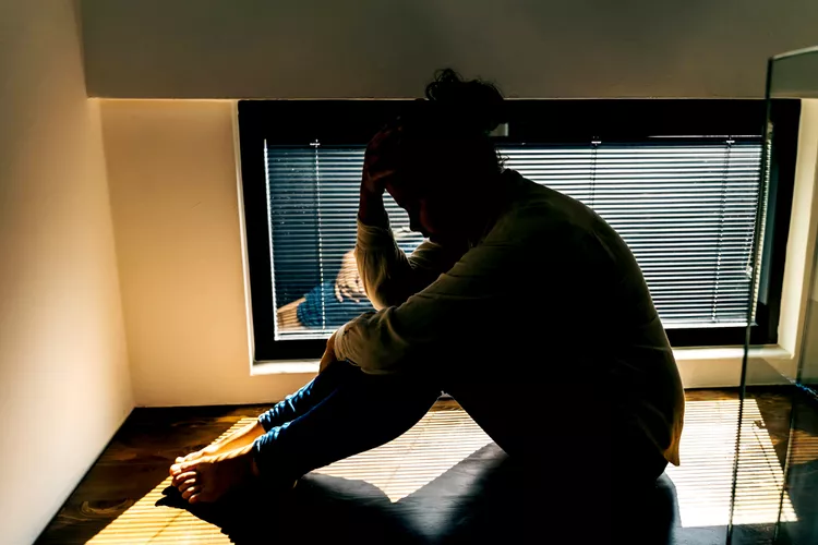 آیا می توانید از سوءاستفاده عاطفی دچار PTSD شوید؟